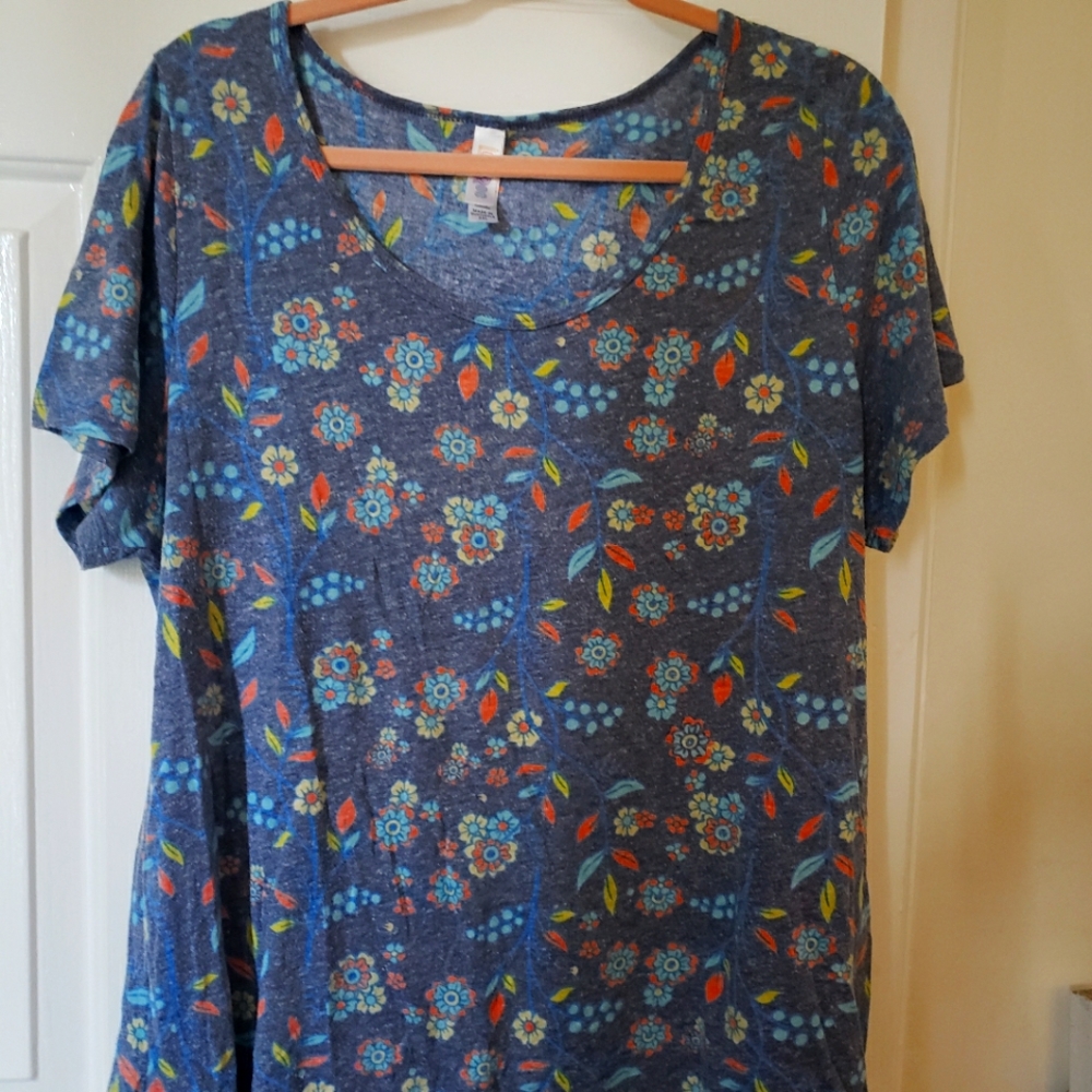 Lularoe shirt bundle